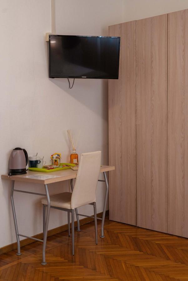 Bed & Bike Ferrara Bed & Breakfast ภายนอก รูปภาพ