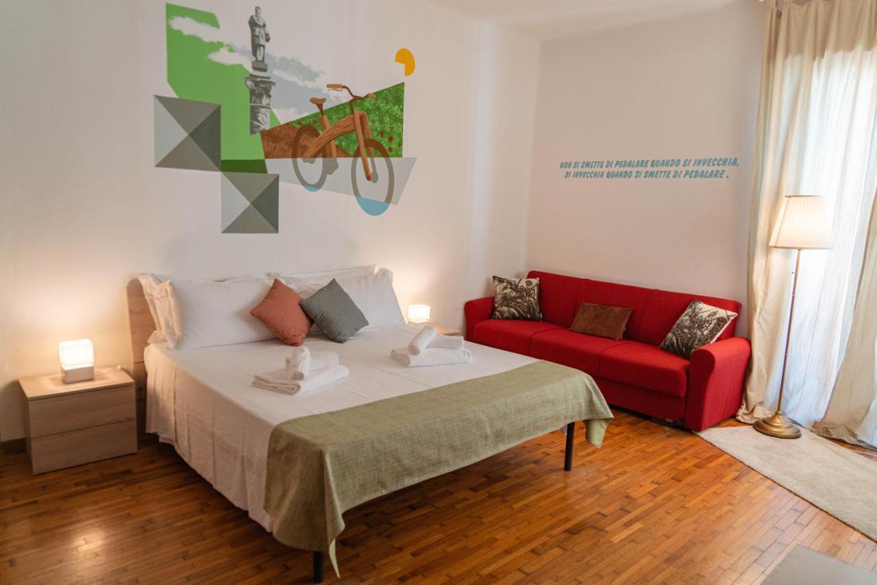 Bed & Bike Ferrara Bed & Breakfast ภายนอก รูปภาพ