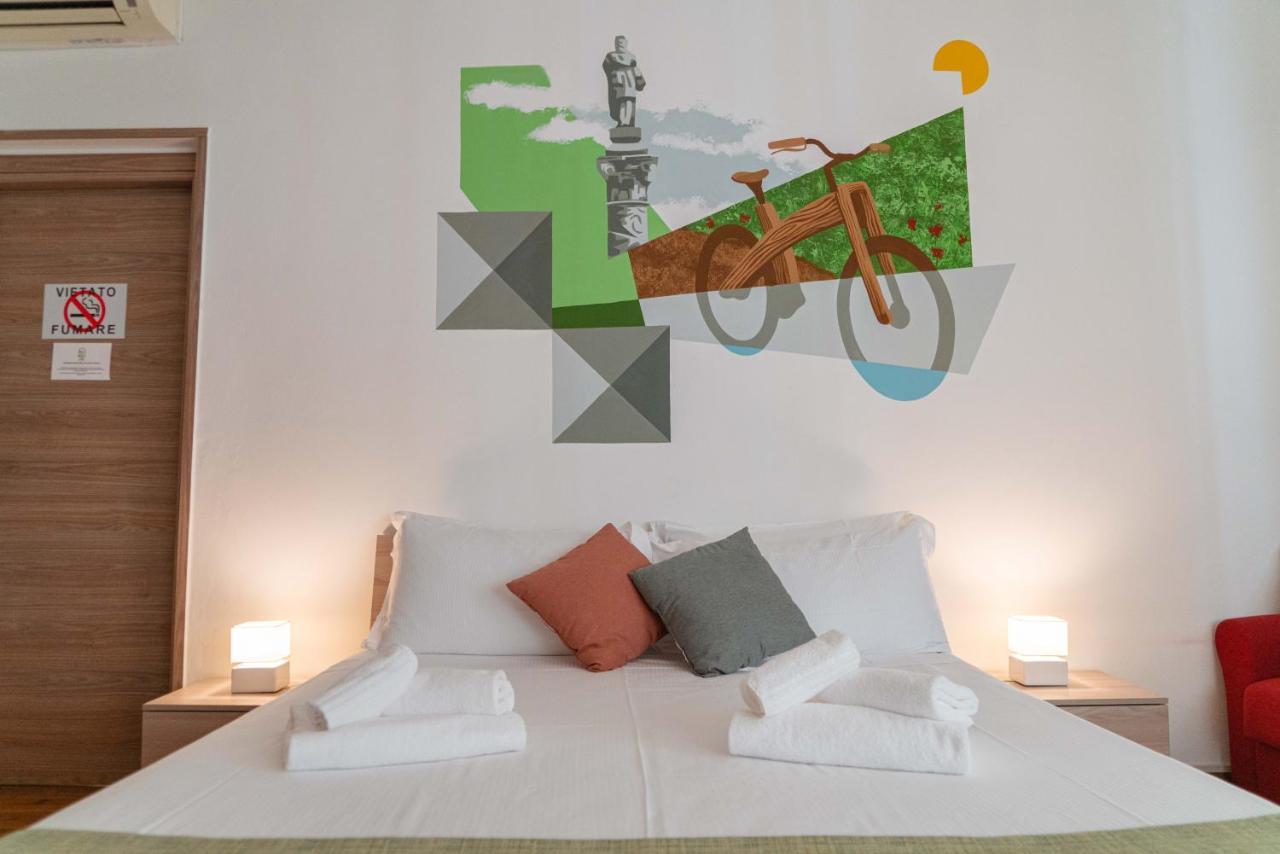 Bed & Bike Ferrara Bed & Breakfast ภายนอก รูปภาพ