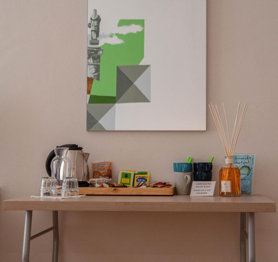 Bed & Bike Ferrara Bed & Breakfast ภายนอก รูปภาพ